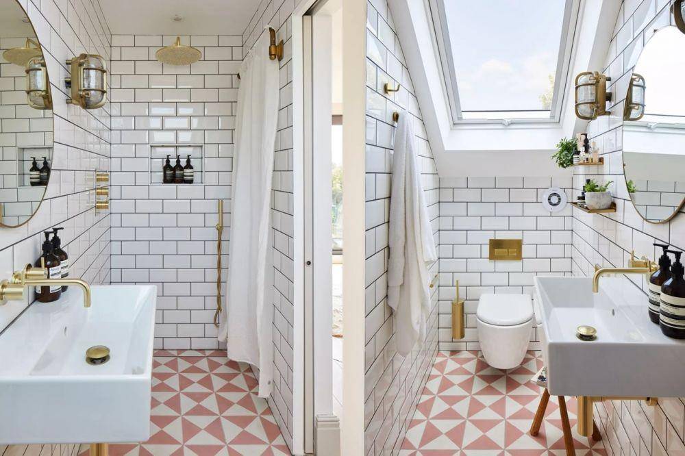 Desain Kamar Mandi dengan Kloset Duduk (realhomes.com)
