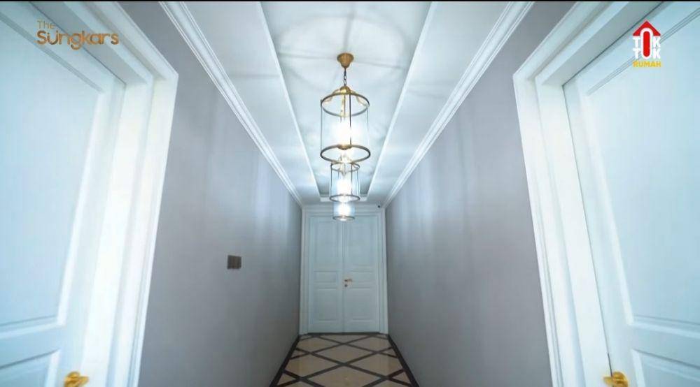 potret rumah Shireen Sungkar dan Teuku Wisnu setelah direnovasi (youtube.com/The Sungkars)
