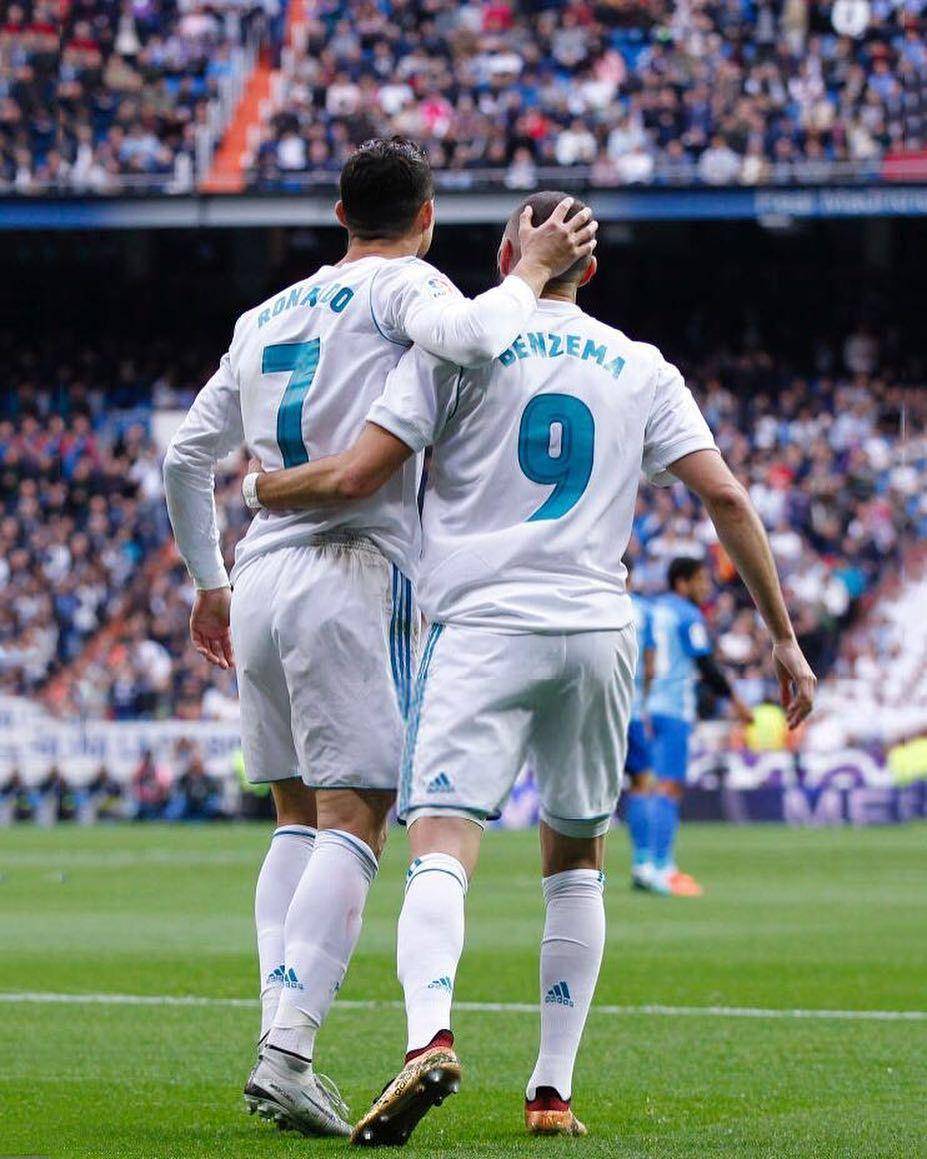 Cristiano Ronaldo dan Karim Benzema saat masih bermain bersama untuk Real Madrid. (instagram.com/karimbenzema)