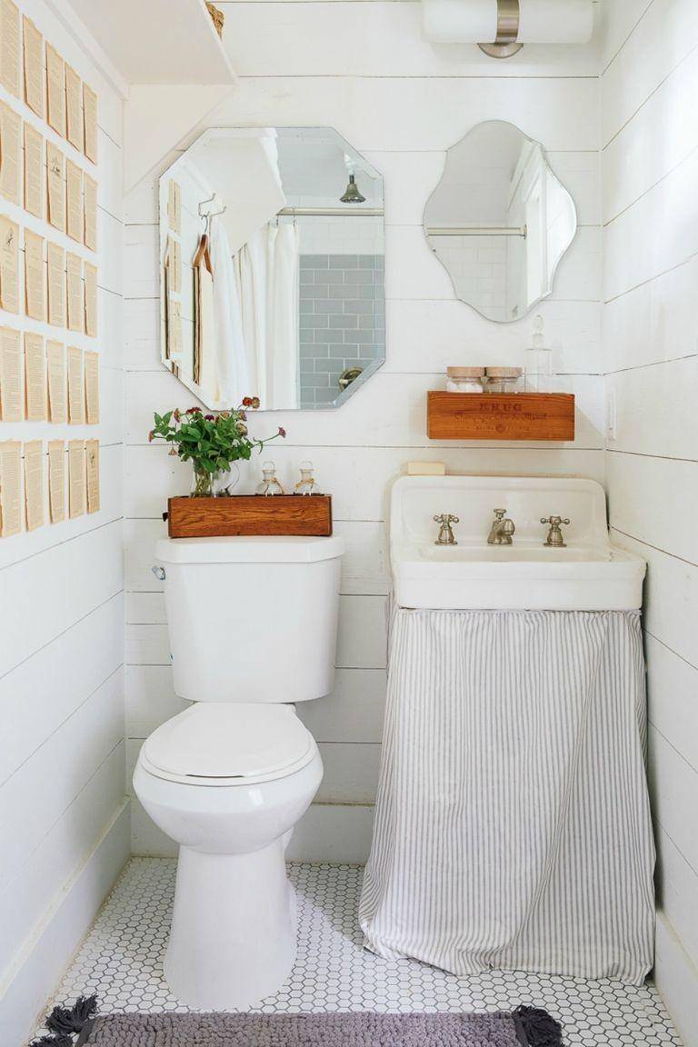 Desain Kamar Mandi dengan Kloset Duduk (goodhousekeeping.com/Cody Ulrich)