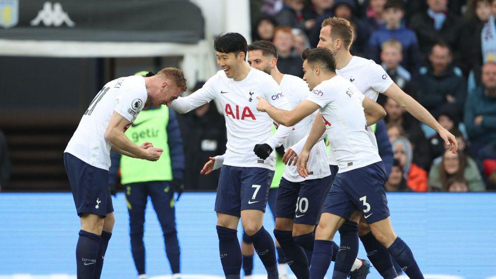 Tottenham Hotspur Pimpin Perburuan Tiket Terakhir Liga Champions