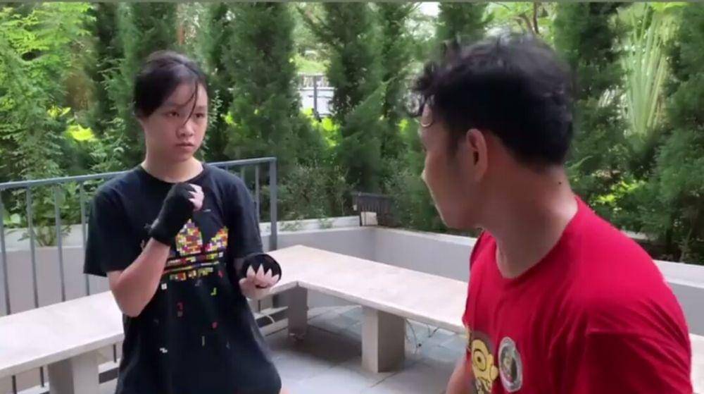 potret Mika Taslim saat berlatih bela diri (instagram.com/irvanelvano10)