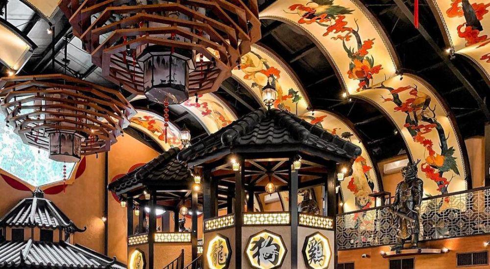 9 Potret Mewah Twelve Chinese Dining, Interiornya Bikin Takjub!