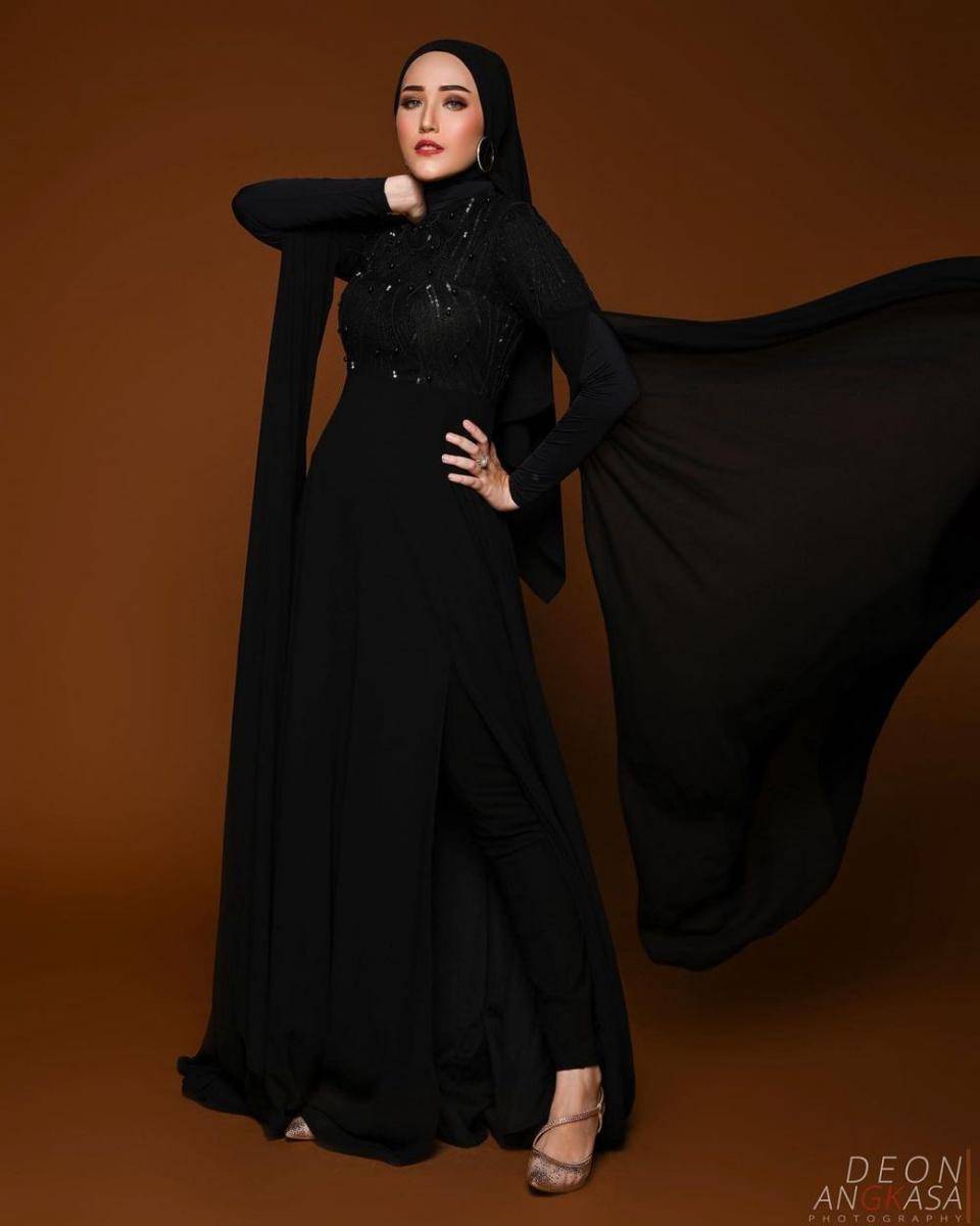 potret Adelia Pasha (instagram.com/adeliapasha)