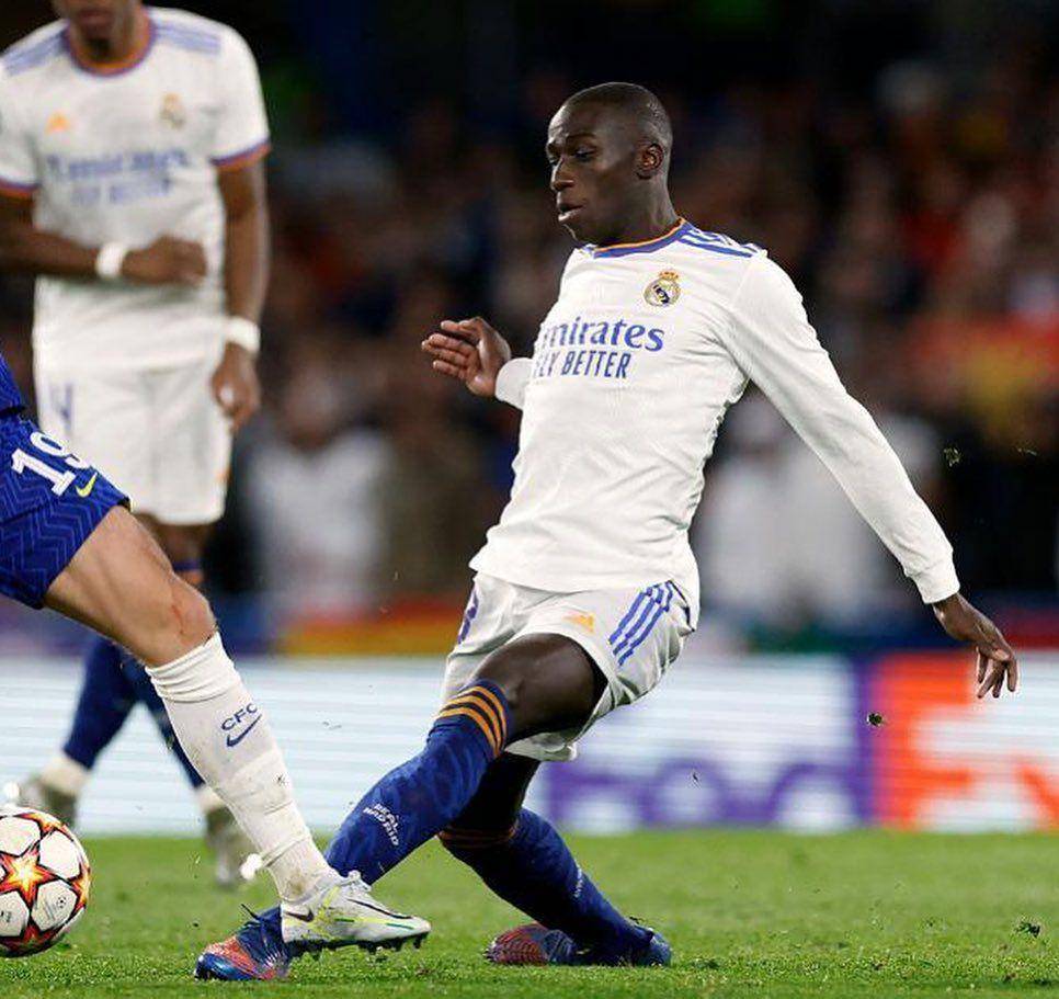 Ferland Mendy saat membela Real Madrid di Liga Champhions Eropa. (instagram.com/ferland_mendy)