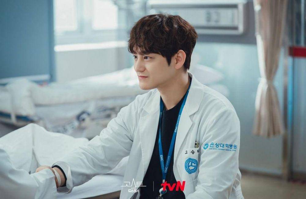 Kim Bum di drama Ghost Doctor (instagram.com/tvn_drama)