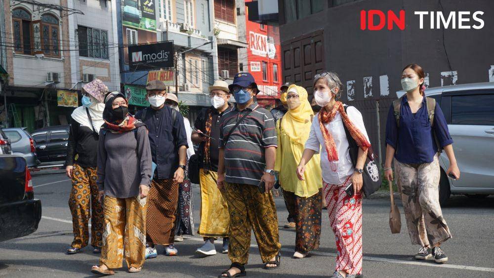 Alumni arsitek UI 1989 melakukan trip ke Medan, lihat bangunan tua (IDN Times/Indah Permata Sari)