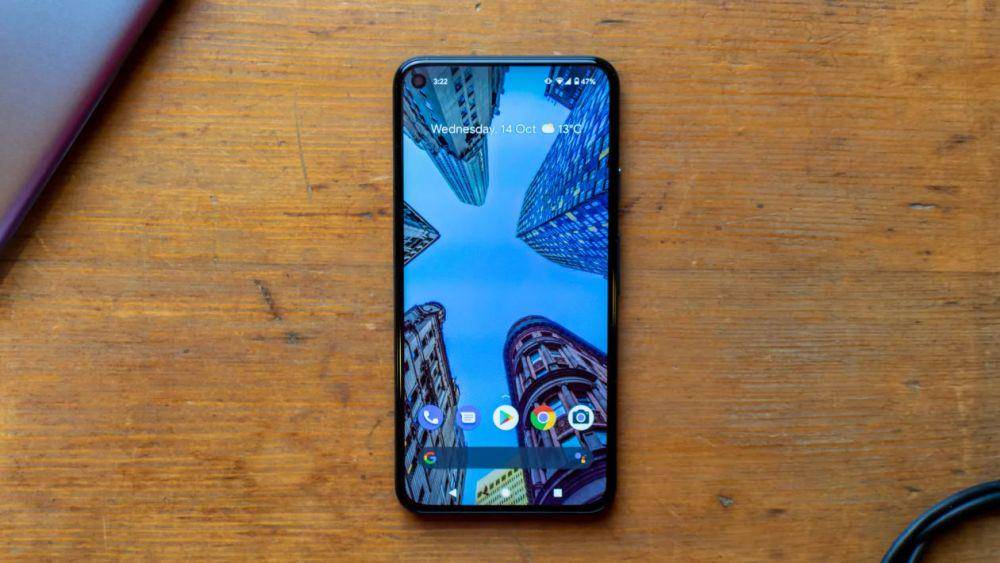 potret Google Pixel 5a 5G (itpro.co.uk)