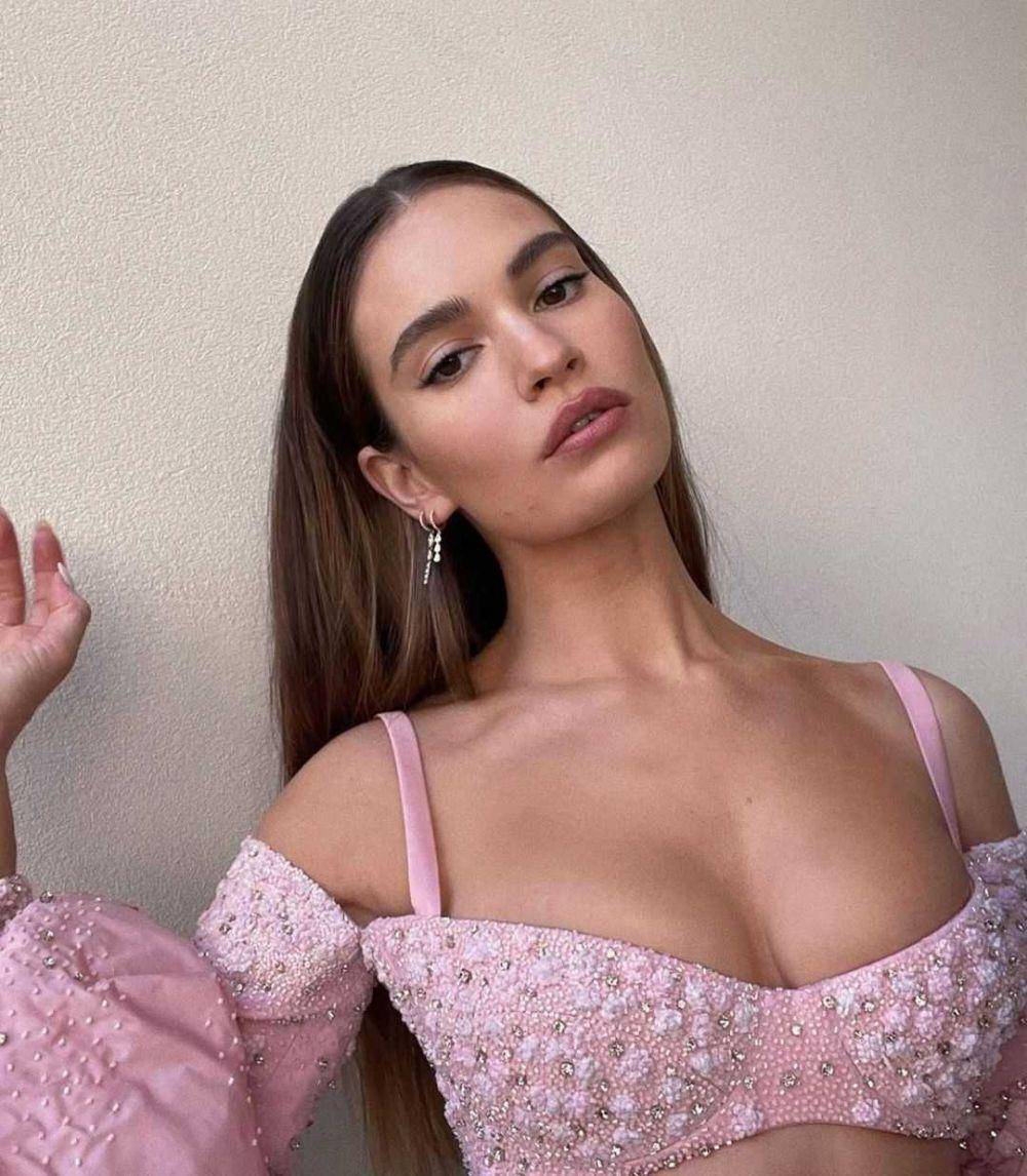 Lily James (instagram.com/lilyjamesofficial)