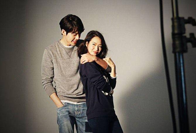 potret Kim Woo Bin dan Shin Min Ah (kpopherald.com)