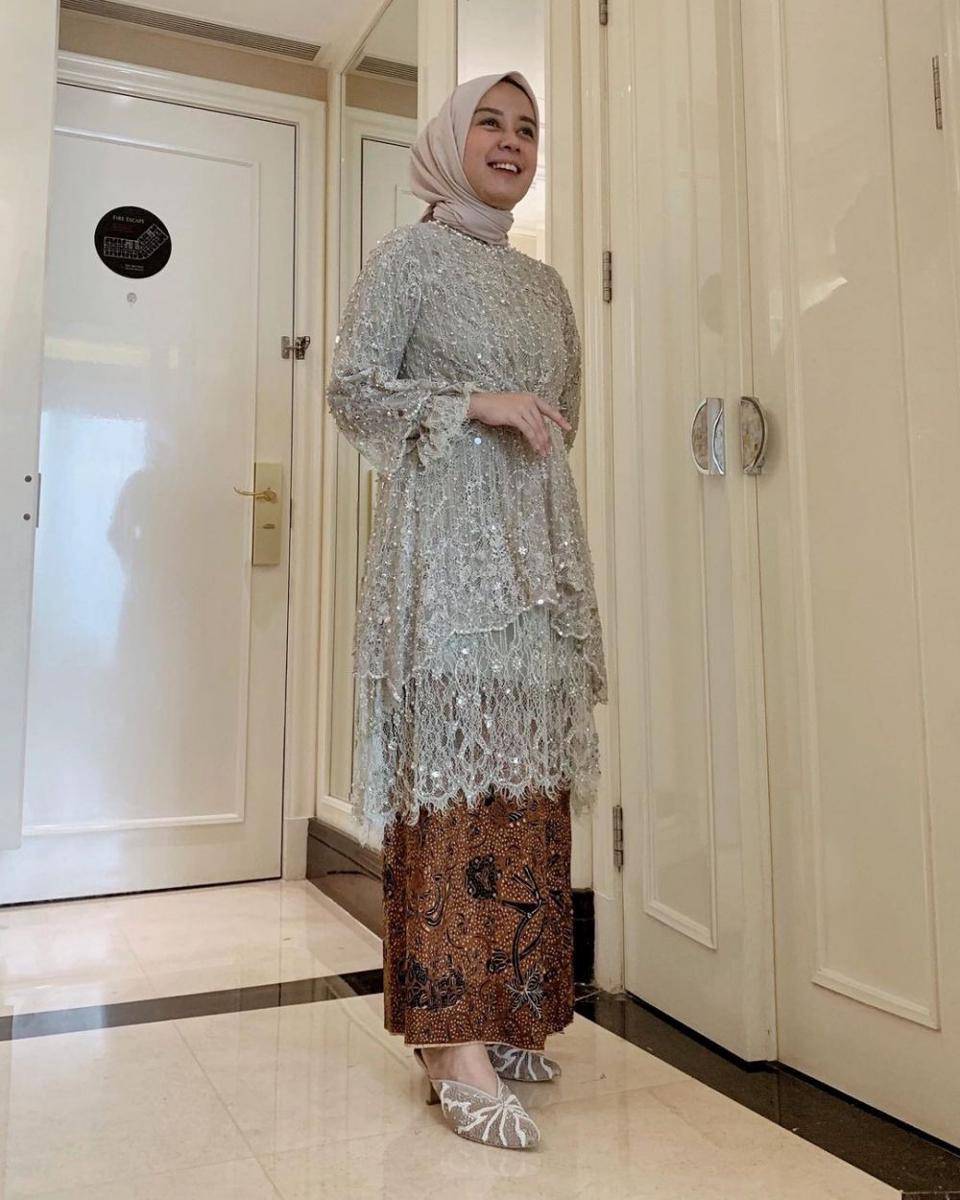 Kebaya Qonitah Al Jundiah. (instagram.com/thataljundiah)