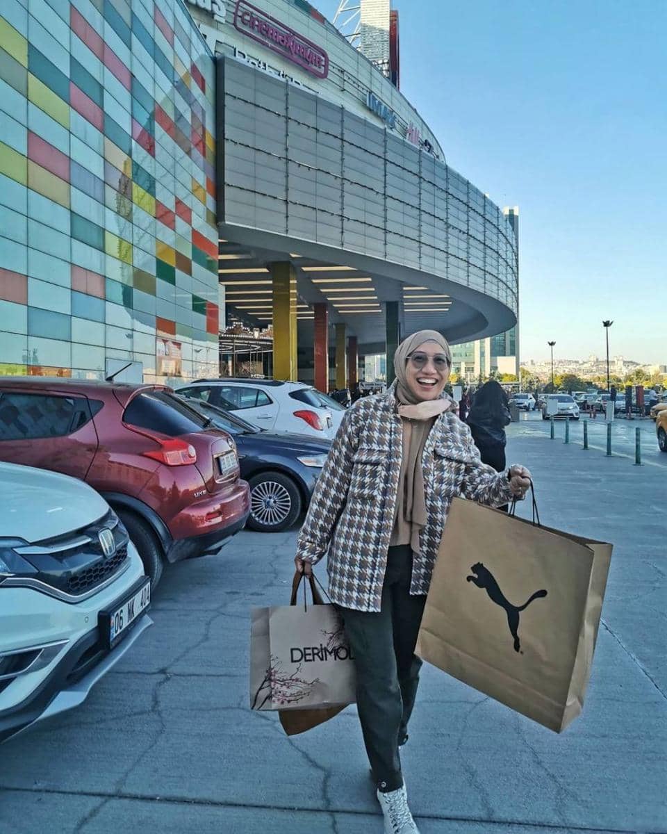 Santi Arifin (instagram.com/susanti.a)