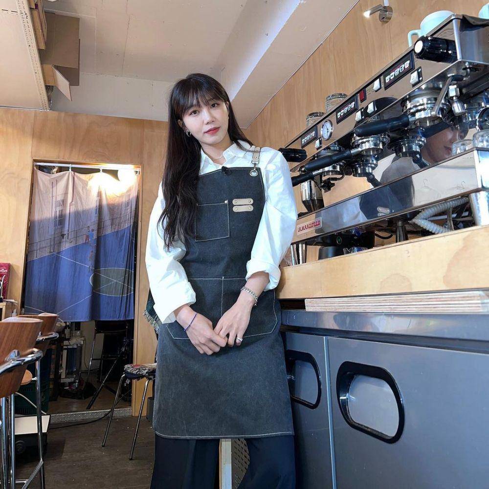 Jung Eun Ji (instgram.com/artist_eunji)
