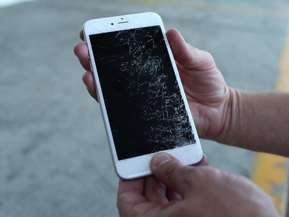 ilustrasi iPhone 6s (youtube.com/SquareTrade)