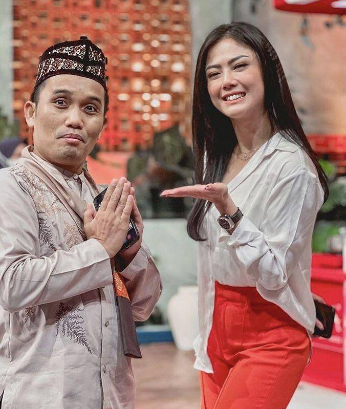 Nita rekan (Instagram.com/nitagunawan09)