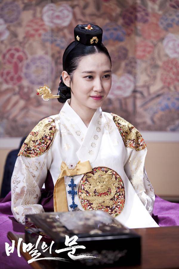Park Eun Bin dalam drama Secret Door (dok. SBS/Secret Door)