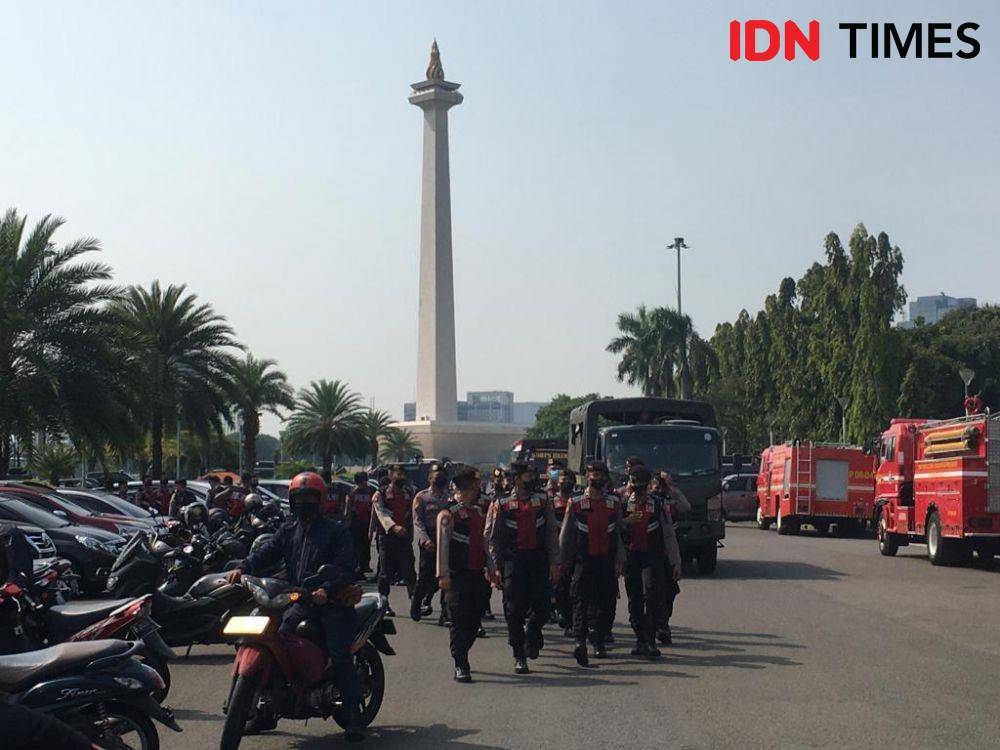 Suasana Monas jelang Demo Mahasiswa pada Senin (11/4/2022). (IDN Times/Irfan Fathurohman)
