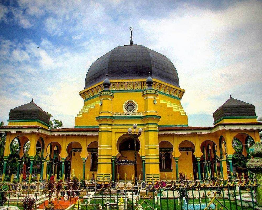 Masjid Al Osmani (instagram.com/fathur_albanjari)