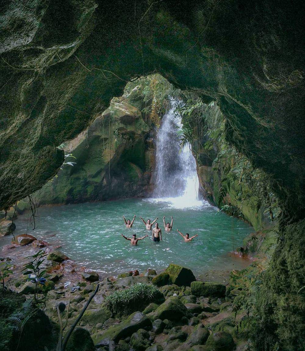 Curug Sentral (instagram.com/daden.cokor)