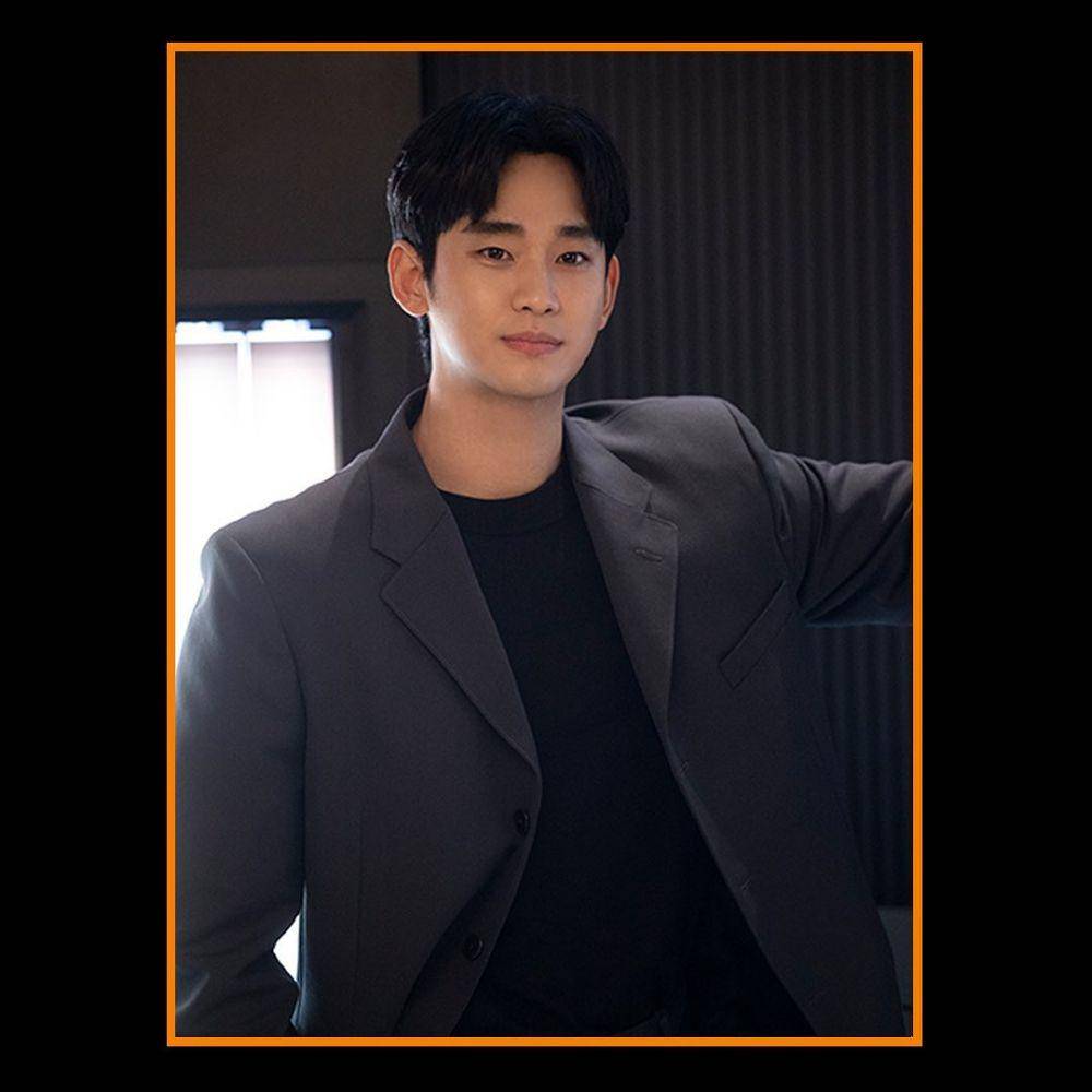 Kim Soo Hyun (instagram.com/goldmedalist_official)