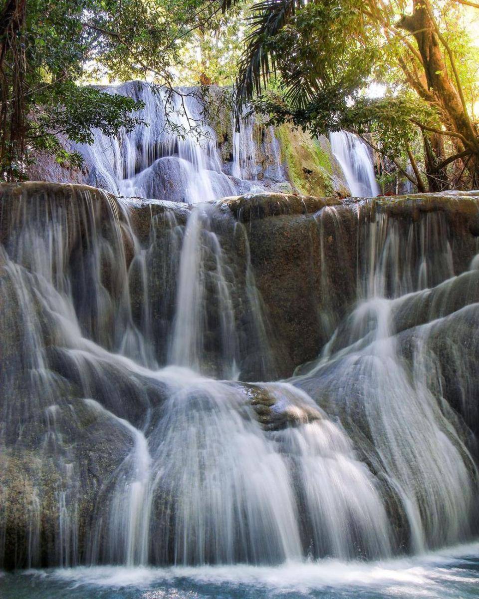 potret Air Terjun Oenesu (Instagram.com/yoniarhufan)