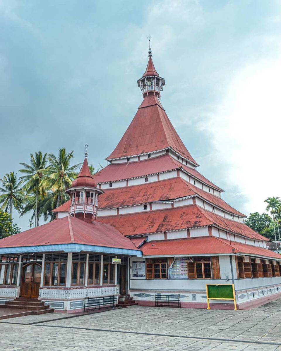 Masjid Raya Lima Kaum (instagram.com/bailbailey_)