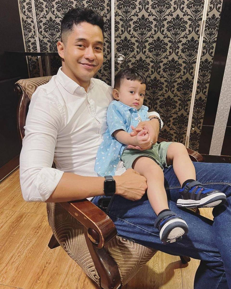 potret Adly Fairuz dan Ardashir (instagram.com/ardashirbehrouz)