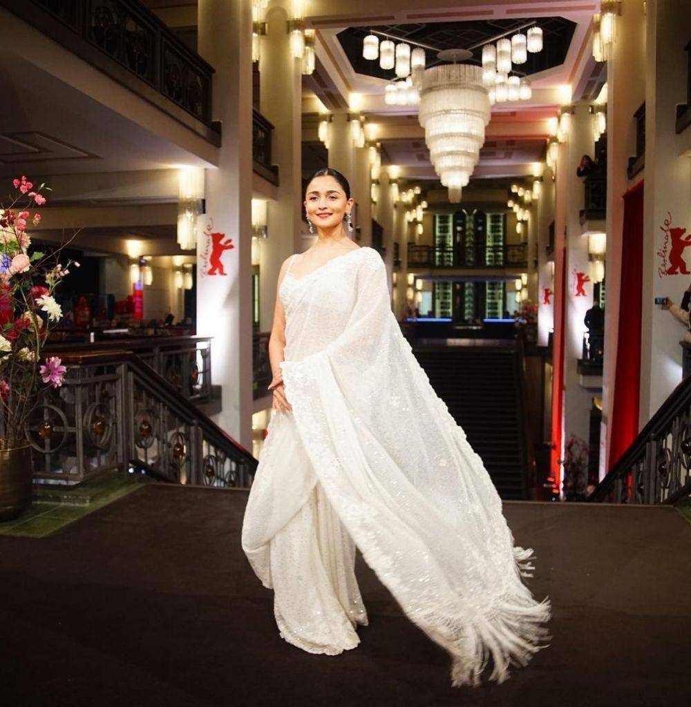 OOTD ala Alia Bhatt (instagram.com/aliaabhatt)