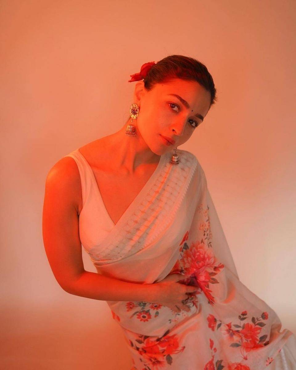 Alia Bhatt (instagram.com/aliaabhatt)