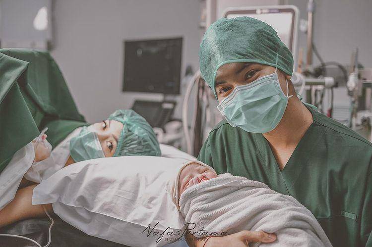 momen kelahiran anak ketiga Nessa Salvyana (instagram.com/nessasalvyana)