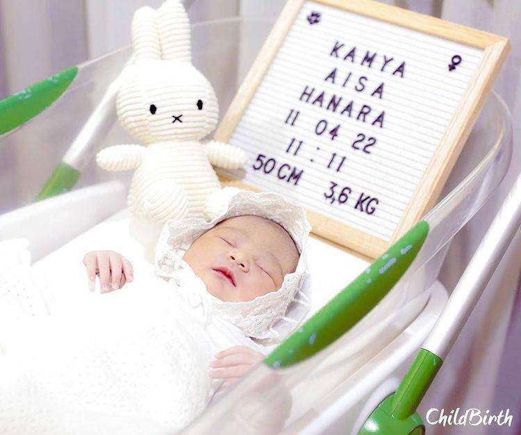 potret putri kedua Fitri Tropica (instagram.com/fitrop)