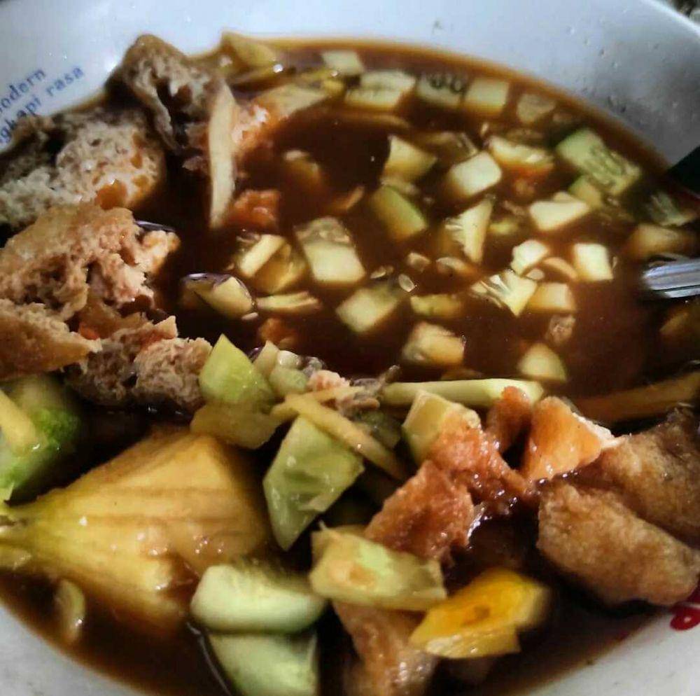 rok-erok (instagram.com/review_kuliner_unik)