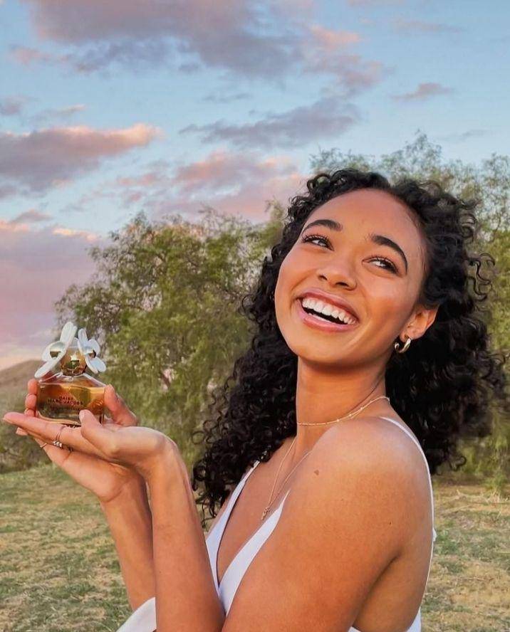 Chandler Kinney (instagram.com/chandlerlkinney)