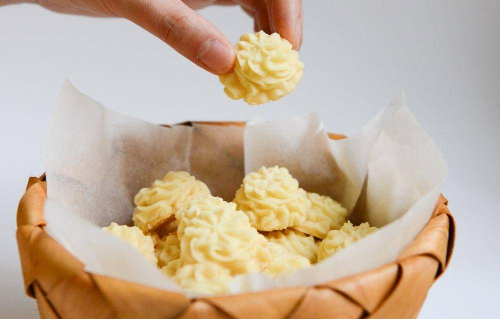 ilustrasi ragam kue kering keju parmesan (pexels.com/Cats Coming)