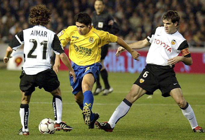 Villarreal melawan Valencia di semifinal Piala UEFA 2003/2004. (eldesmarque.com)