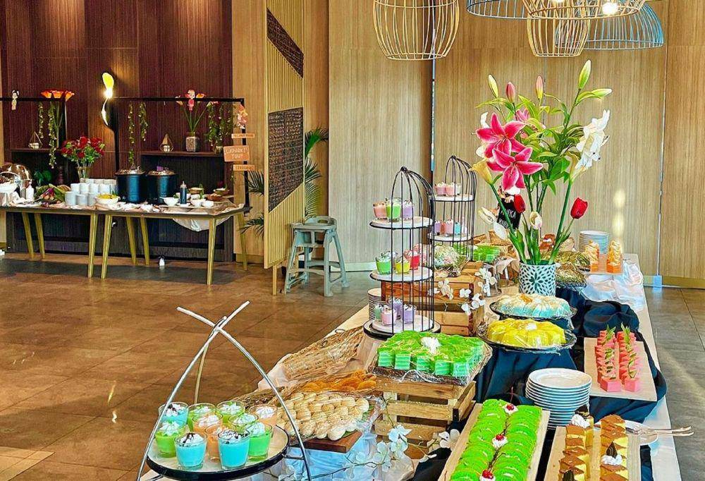 ilustrasi berbagai hidangan bukber di hotel mercure makassar nexa pettarani (instagram.com/mercuremakassar)