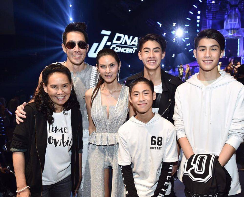 keluarga Jetrin Wattanasin (instagram.com/jjaokhun)