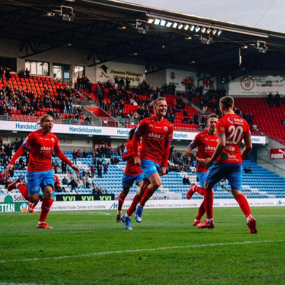 potret pemain Helsingborg merayakan gol (instagram.com/helsingborgsif)
