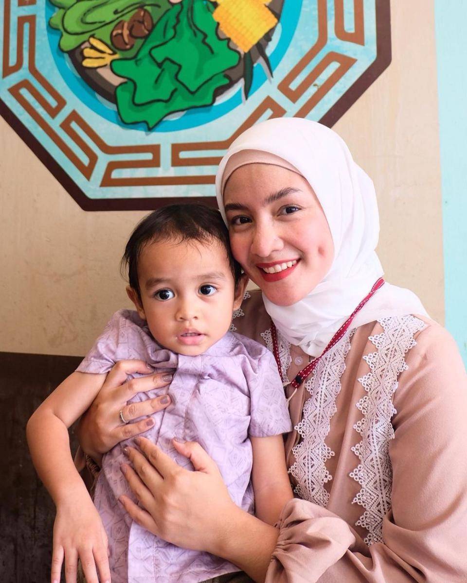 potret Intan Nuraini dan buah hati (instagram.com/intan_nuraini23)