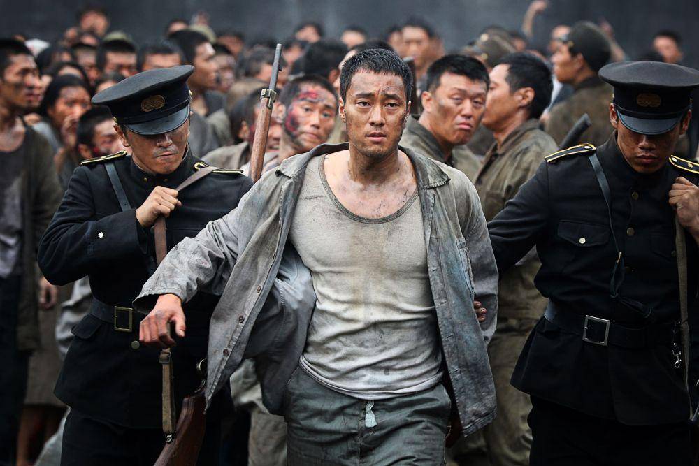 So Ji Sub dalam Battleship Island (koreanfilm.or.kr)