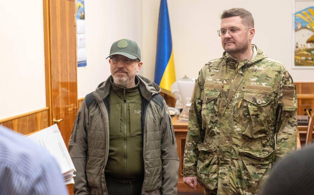 Ivan Bakanov (kanan), Kepala Dinas Keamanan Ukraina (Twitter.com/СБ України)