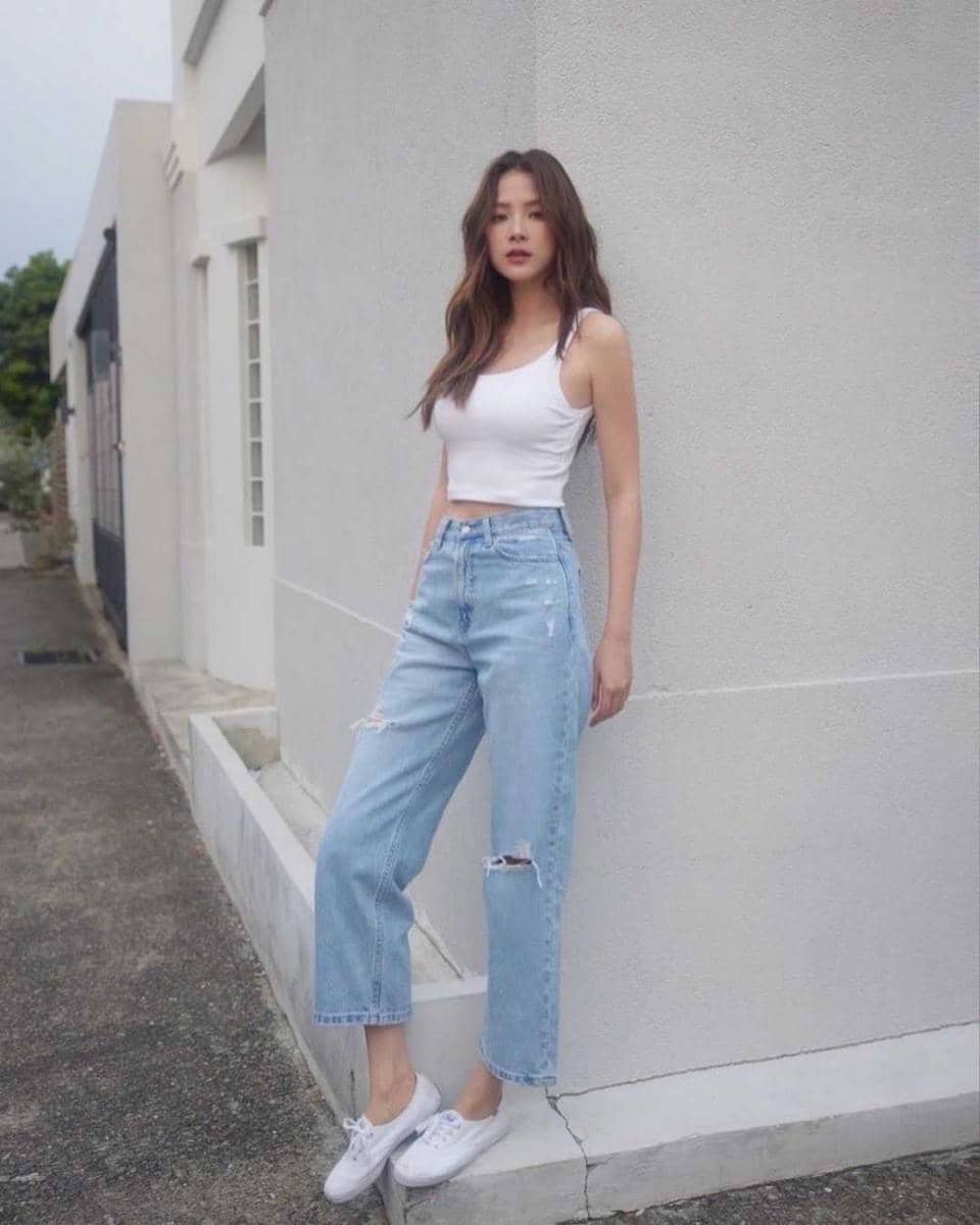 tank top ala Baifern Pimchanok (instagram.com/baifernbah)