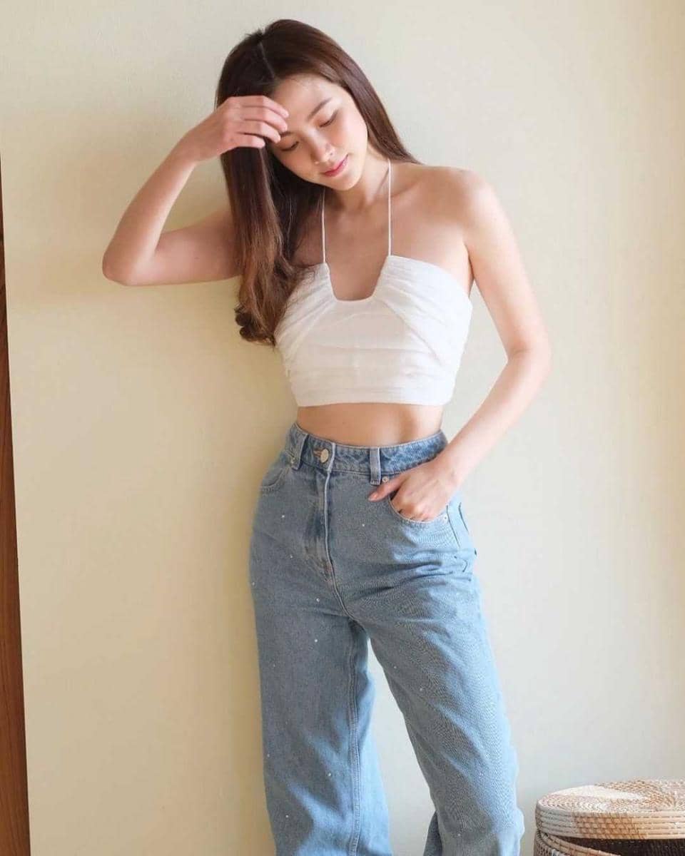 tank top ala Baifern Pimchanok (instagram.com/baifernbah)