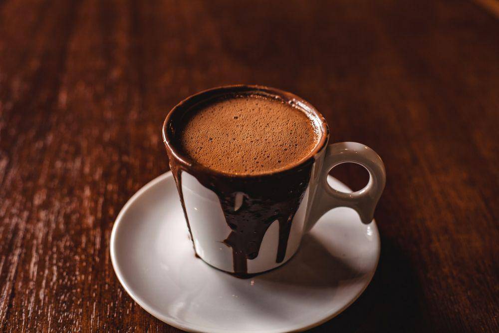 ilustrasi bajigur cokelat (unsplash.com/Giancarlo Duarte)