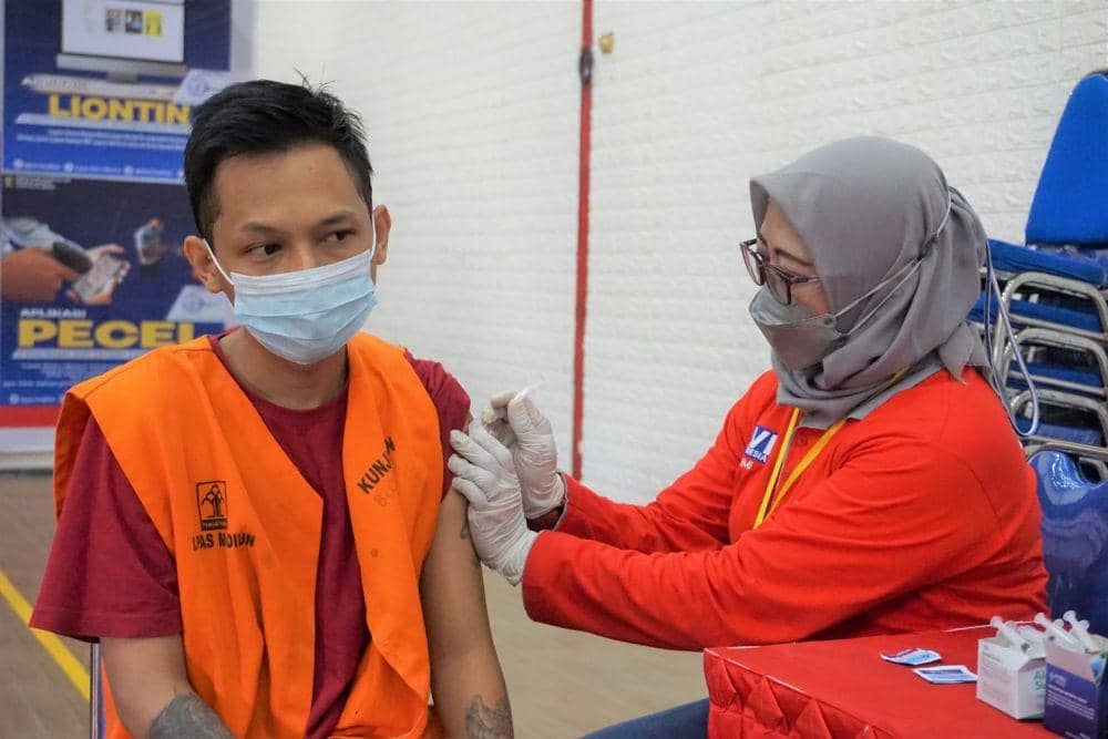 200 Warga Binaan Lapas I Madiun Dapat Vaksin Booster