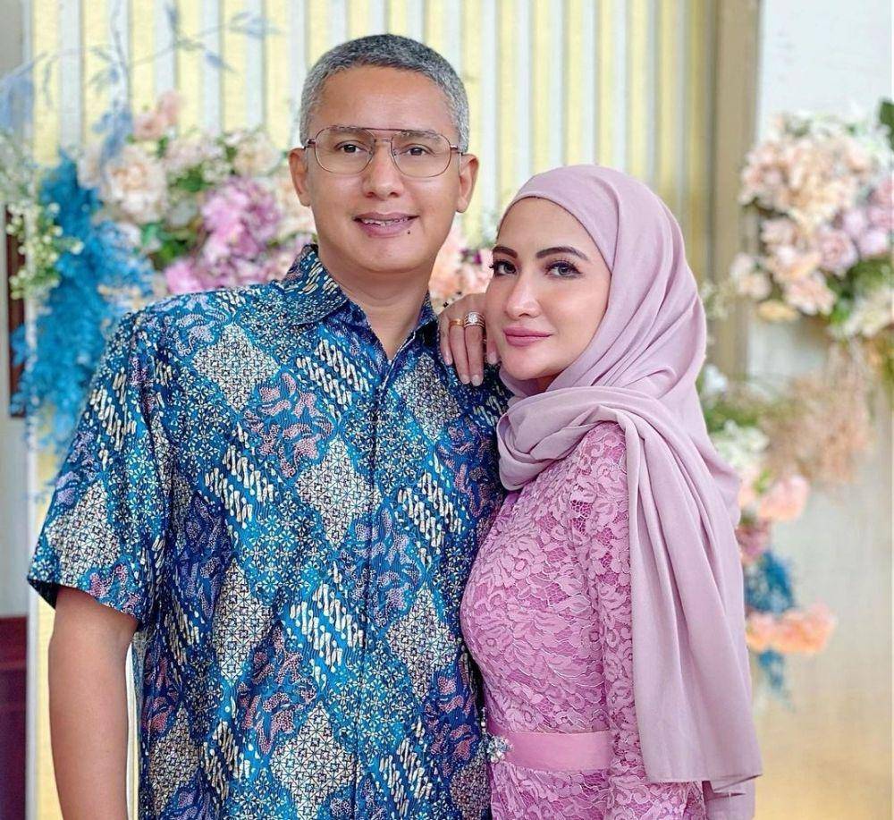 Natalie Sarah bersama suami (instagram.com/natalie_sarahs)
