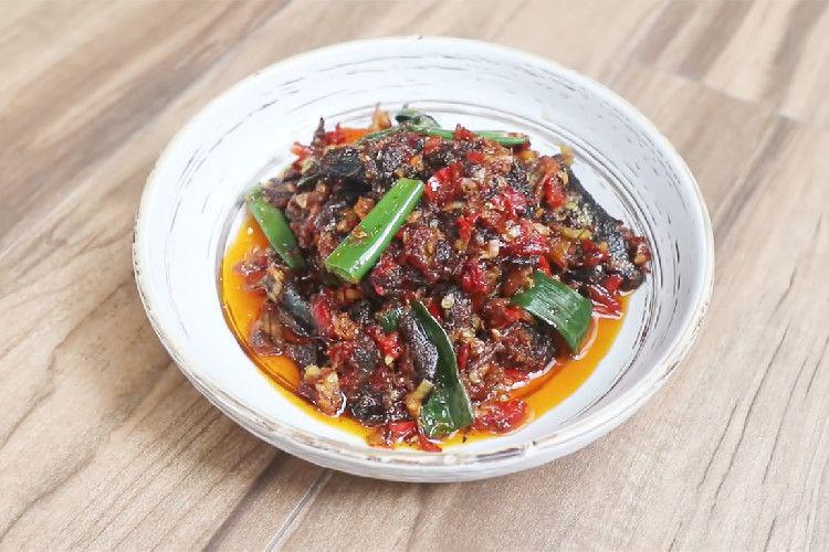 5 Tips Bikin Kreasi Sarden Rica Rica Khas Manado ala Devina Hermawan