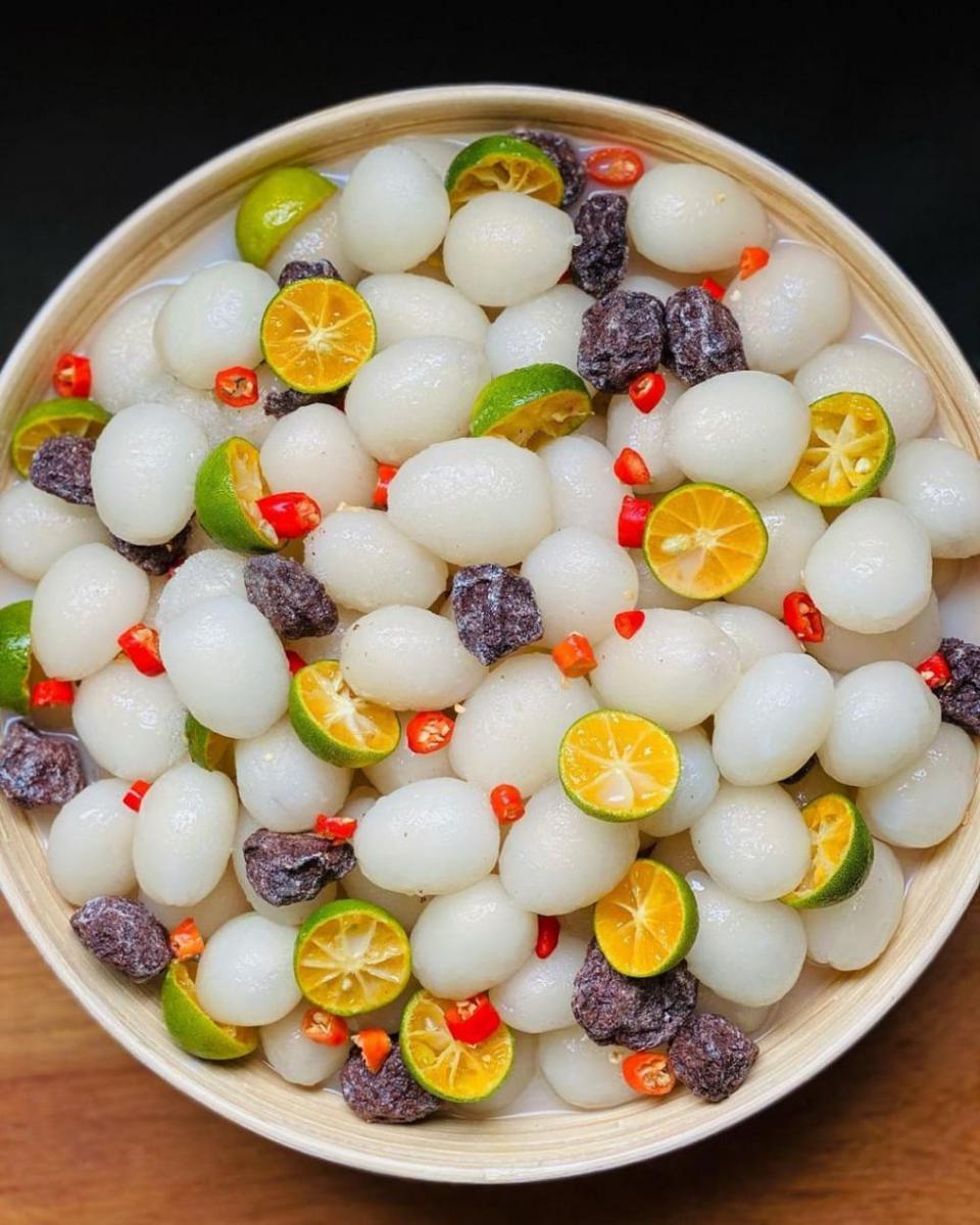 Resep Praktis Asinan Rambutan Kiamboi ala Chef Eddrian Tjhia