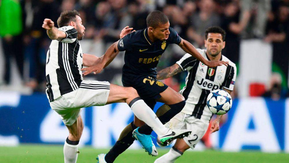partai Juventus melawan AS Monaco di semifinal Liga Champions 2016/2017 (skysports.com)