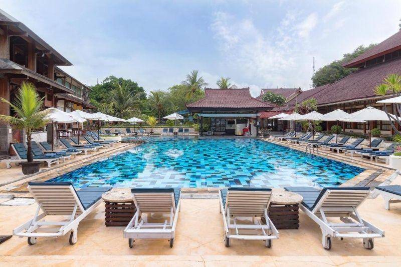Rekomendasi Hotel di Dekat Pantai Kuta (booking.com)
